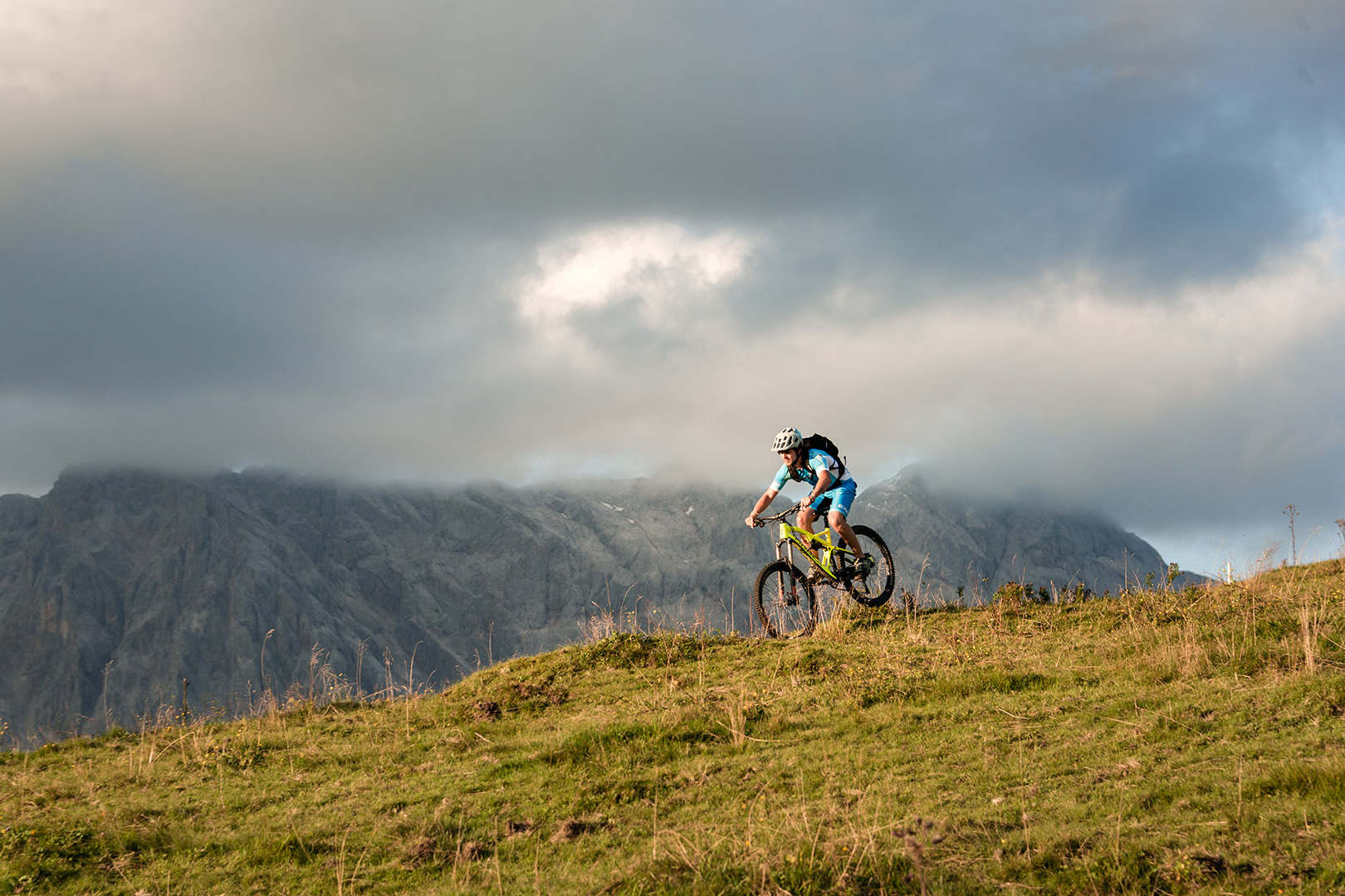 mountainbike-Radweg.jpg