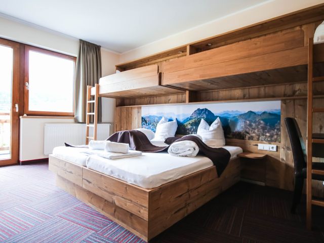 Familien- und Kinderclubhotel Wolkensteinbär***