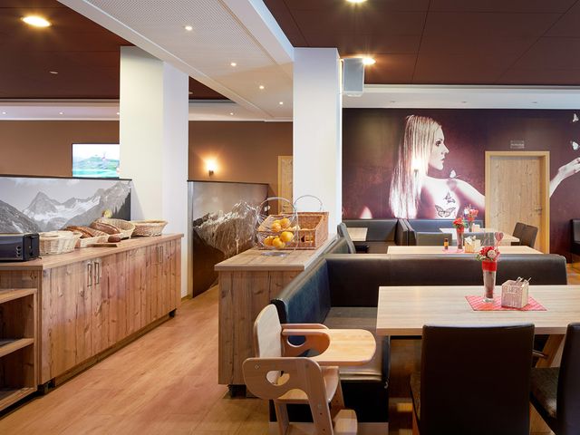 Familien- und Kinderclubhotel Wolkensteinbär***